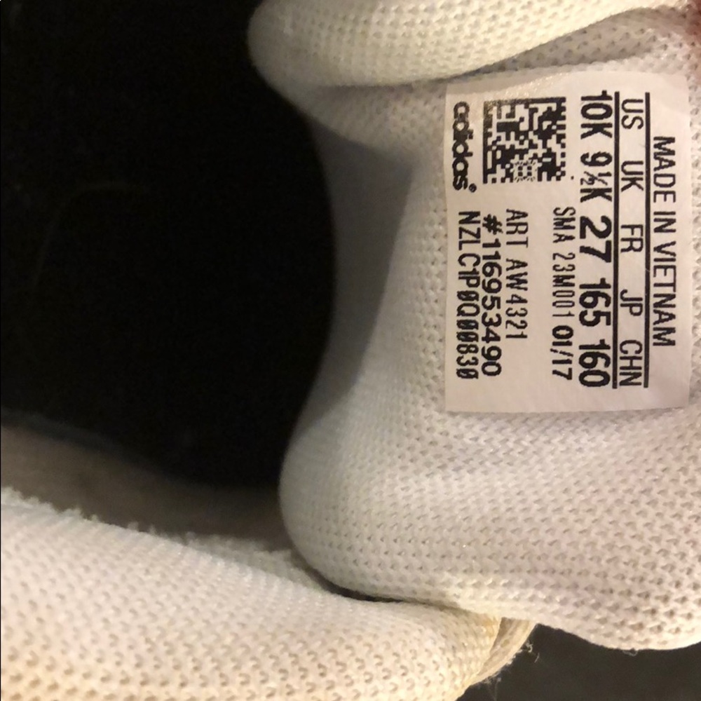 Adidas Baseline kids sneakers - Picture 3 of 3